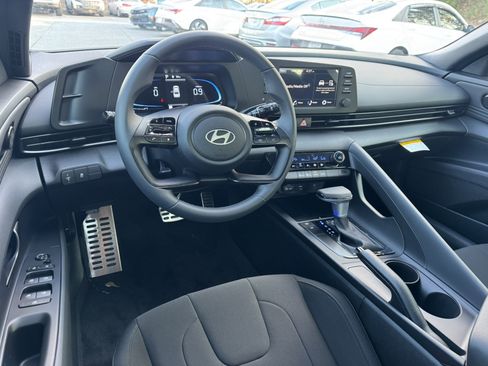 New 2026 Hyundai Elantra Sport image 14
