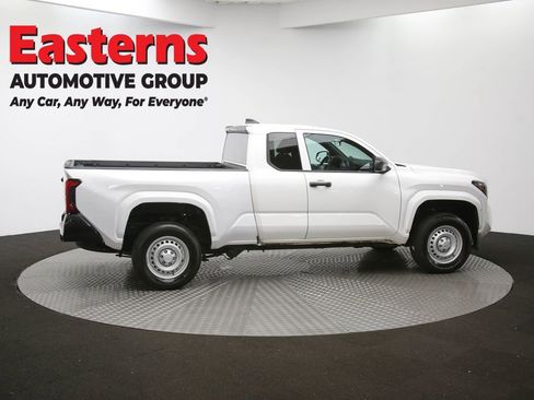 Used 2024 Toyota Tacoma SR image 40