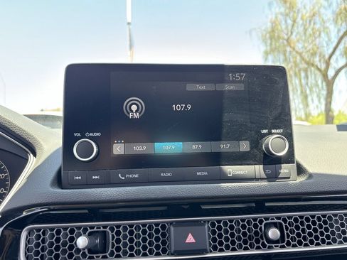 Used 2024 Honda Civic EX-L image 21