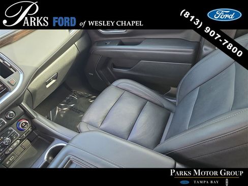 Used 2021 Chevrolet Tahoe Z71 w/ Rear Media and Nav Package image 15