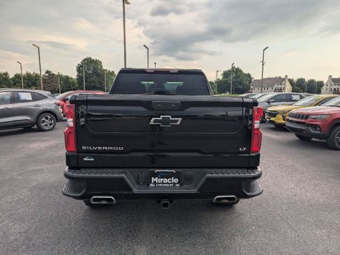 Used 2024 Chevrolet Silverado 1500 LT Trail Boss AWD/4WD image 6