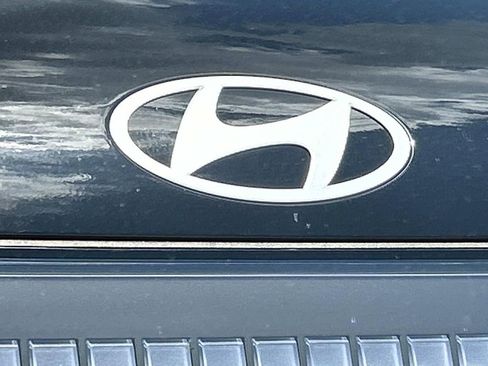 New 2026 Hyundai Ioniq 9 SE AWD/4WD image 10