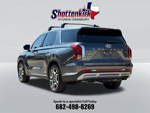 Used 2023 Hyundai Palisade Limited AWD/4WD image 8