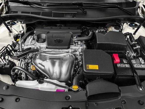 Used 2017 Toyota Camry LE FWD image 43