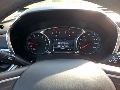 Used 2023 Chevrolet Equinox LT image 19