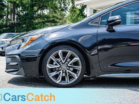 Used 2021 Toyota Corolla SE w/ SE Premium Package FWD image 16