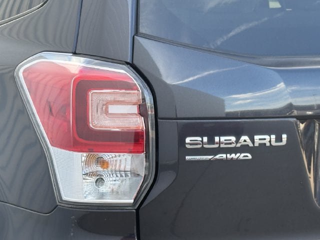 Used 2018 Subaru Forester 2.5i Premium w/ All-Weather Package AWD/4WD image 6