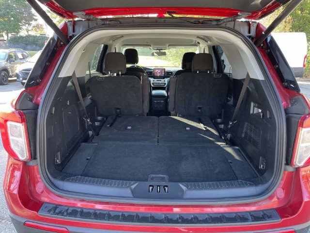 Used 2020 Ford Explorer XLT AWD/4WD image 12