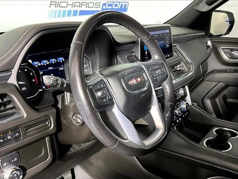 Used 2021 GMC Yukon SLT w/ SLT Premium Package image 10