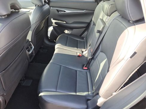 Used 2025 INFINITI QX50 Luxe image 23