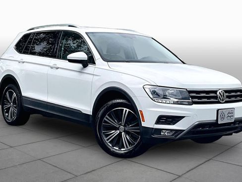 Used 2019 Volkswagen Tiguan SEL image 3