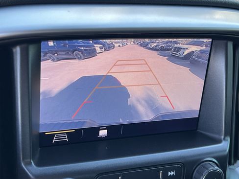 Used 2022 Chevrolet Colorado ZR2 image 25