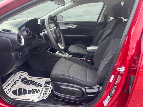 Used 2023 Kia Forte LXS FWD image 10