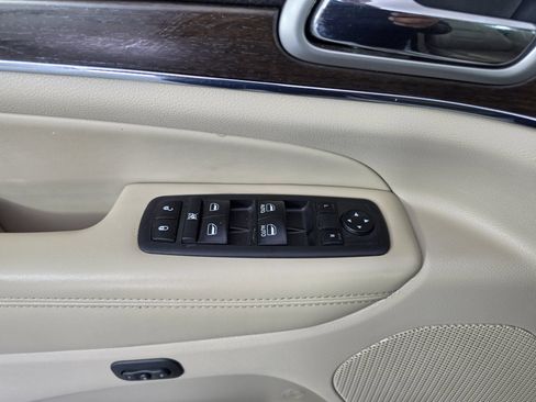 Used 2018 Jeep Grand Cherokee Limited w/ Luxury Group II AWD/4WD image 18