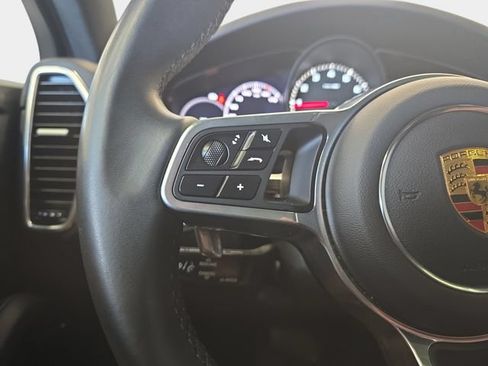 Used 2023 Porsche Cayenne Coupe AWD/4WD image 20