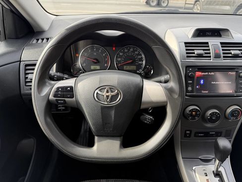Used 2013 Toyota Corolla S Special Edition image 18