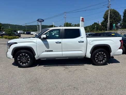 Used 2024 Toyota Tundra Limited AWD/4WD image 4