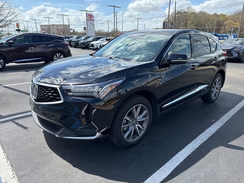 Used 2023 Acura RDX Technology Package image 3