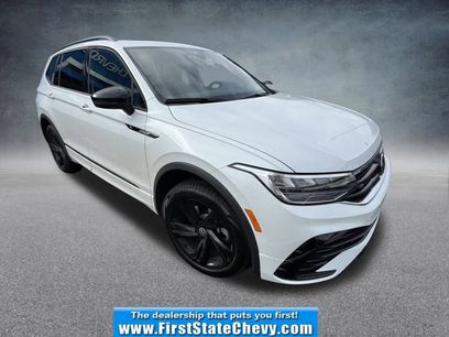 Used 2024 Volkswagen Tiguan SE R-Line