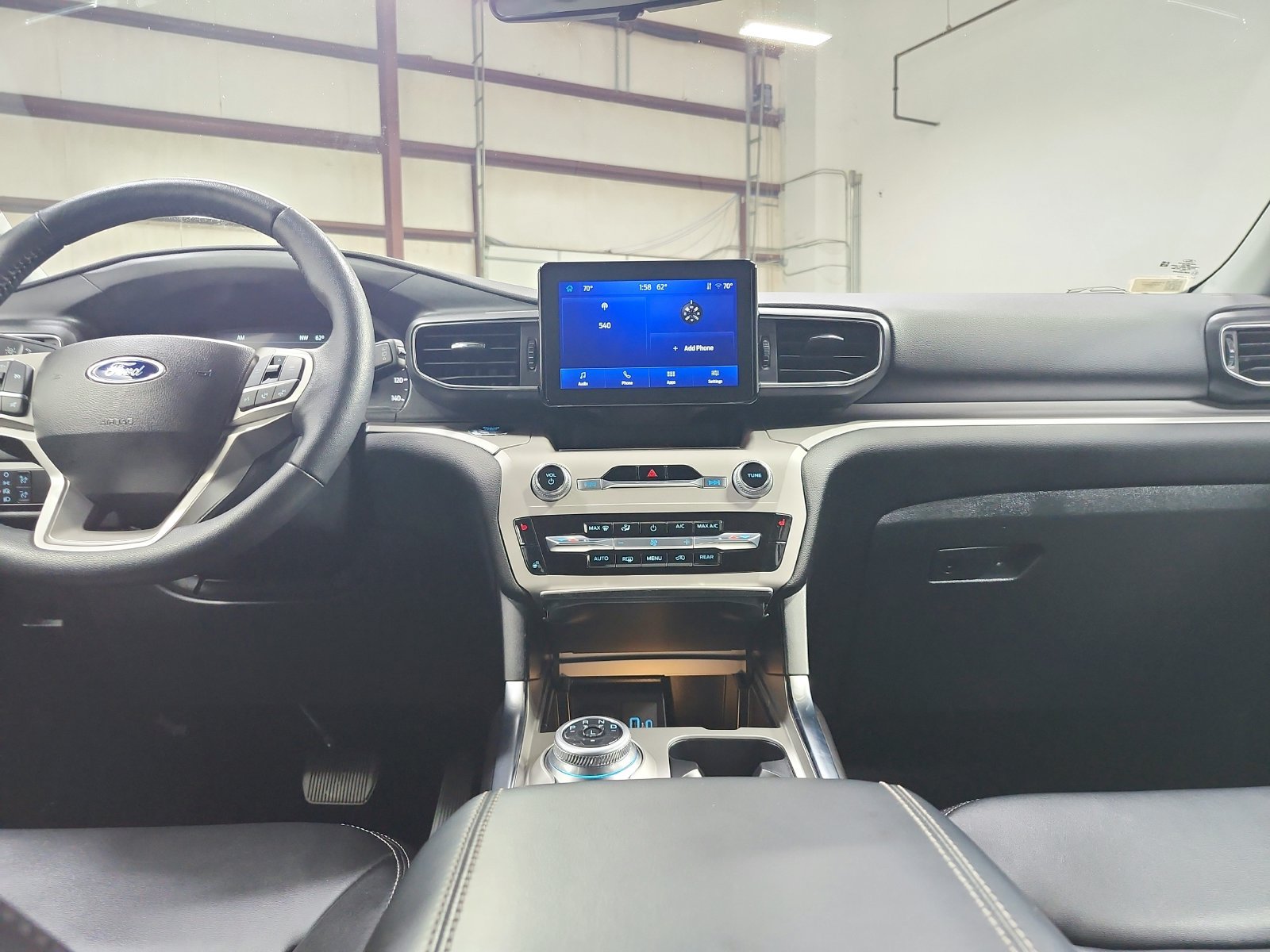Used 2023 Ford Explorer XLT w/ Equipment Group 202A RWD image 25