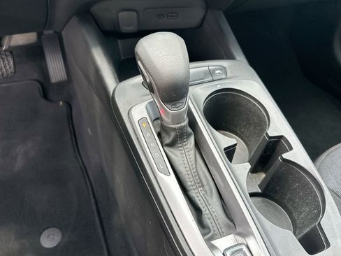 Used 2024 Chevrolet Trax LS w/ LS Convenience Package image 22