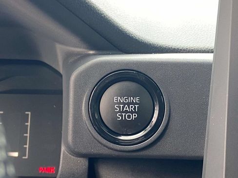 Used 2025 Toyota Tacoma SR5 RWD image 31