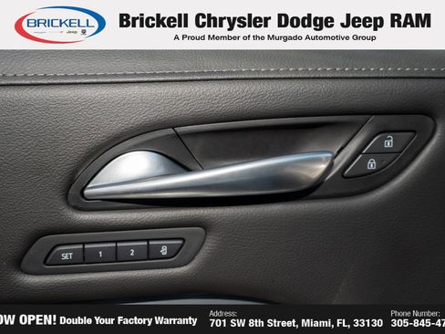 Used 2025 Cadillac XT4 Premium Luxury FWD image 27
