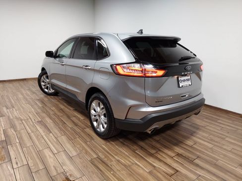 Used 2022 Ford Edge Titanium AWD/4WD image 19