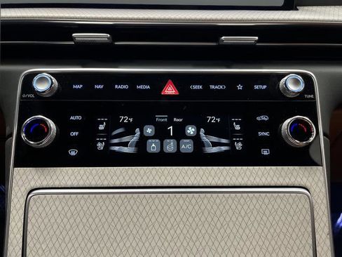 Used 2025 Genesis GV80 3.5T Advanced image 21