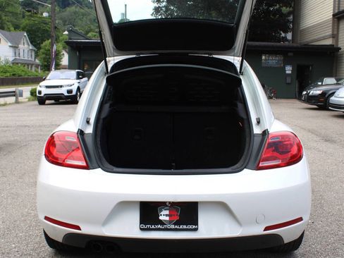 Used 2012 Volkswagen Beetle 2.5 FWD image 13