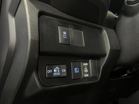 Certified 2022 Toyota Tacoma TRD Sport w/ Black Out Package (TMS) AWD/4WD image 15