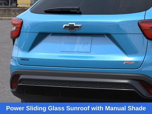 New 2026 Chevrolet Trax RS w/ Sunroof Package FWD image 15