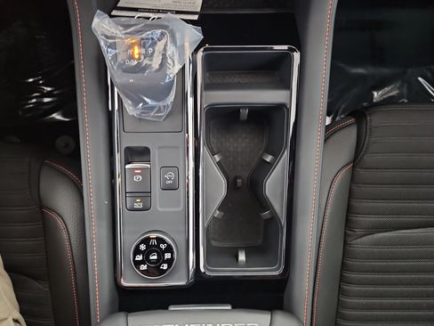 New 2026 Nissan Pathfinder Rock Creek AWD/4WD image 22
