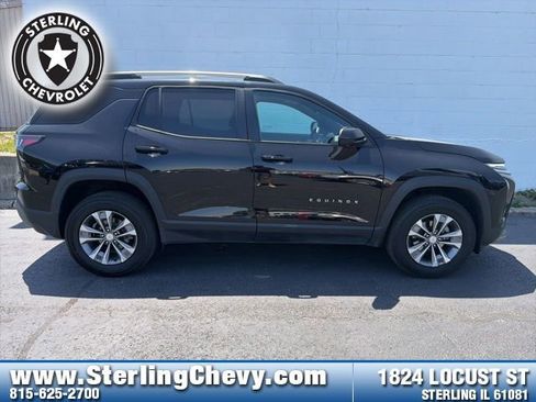 Used 2025 Chevrolet Equinox LT w/ Convenience Package II FWD image 6