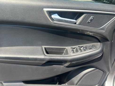 Used 2022 Ford Edge SEL AWD/4WD image 10