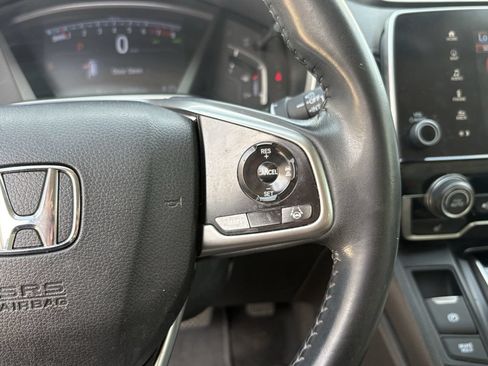 Used 2019 Honda CR-V Touring image 18