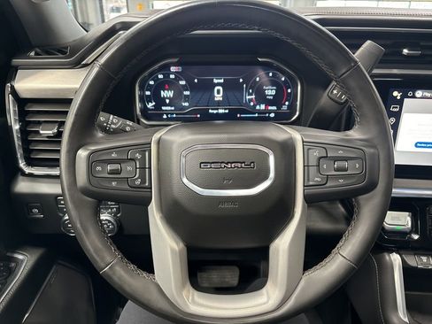 Used 2024 GMC Sierra 2500 Denali w/ Denali Reserve Package image 45
