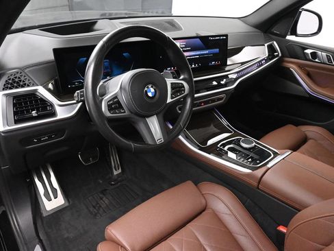 Used 2024 BMW X5 xDrive40i w/ M Sport Package AWD/4WD image 10