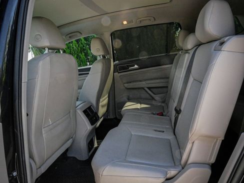 Used 2019 Volkswagen Atlas SE FWD image 8