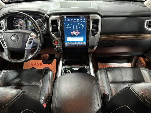 Used 2016 Nissan Titan SL AWD/4WD image 18