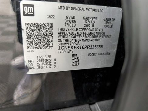 Used 2023 Chevrolet Suburban Premier image 32