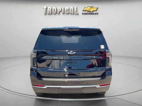 New 2026 Chevrolet Suburban LT w/ Comfort Package RWD image 4