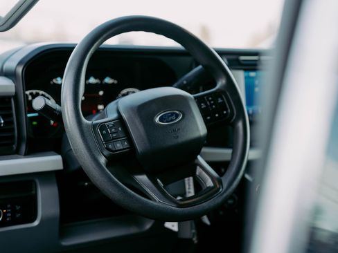 Used 2024 Ford F350 XLT image 17