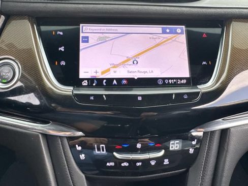 Used 2020 Cadillac XT6 FWD image 24