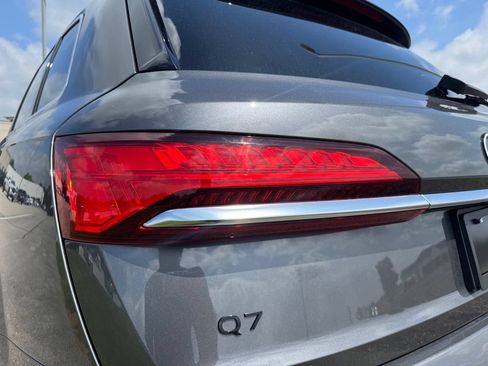 Used 2025 Audi Q7 3.0T Premium Plus AWD/4WD image 13