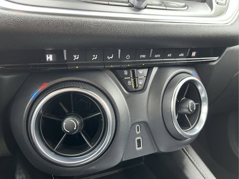 Used 2023 Chevrolet Blazer LT w/ Driver Confidence Package image 20