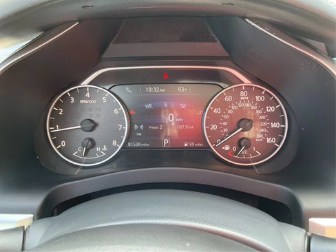 Used 2016 Nissan Murano S AWD/4WD image 15