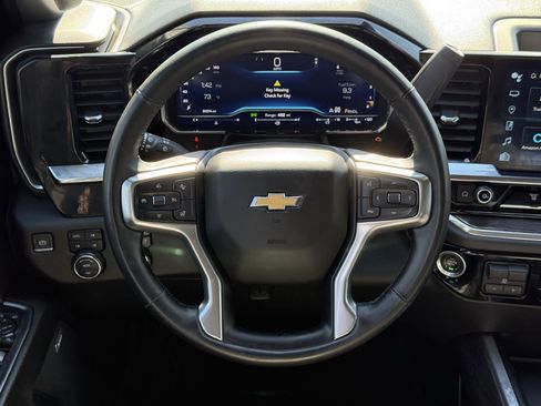 Used 2024 Chevrolet Silverado 2500 LTZ w/ LTZ Convenience Package image 15