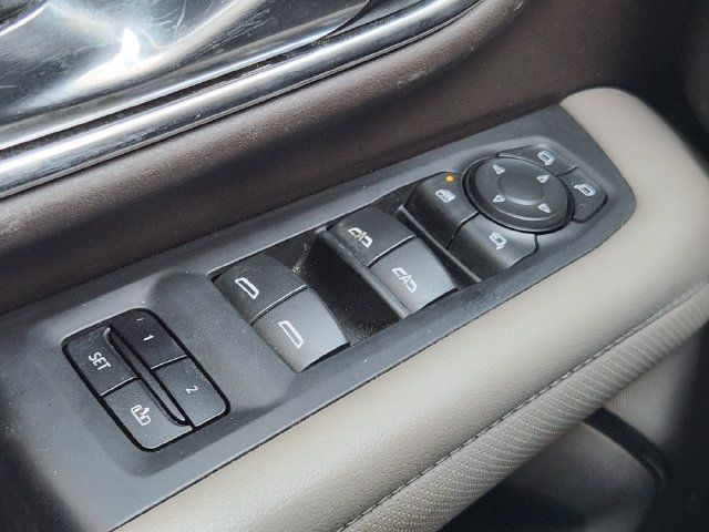 Used 2021 GMC Yukon XL SLT w/ SLT Premium Package AWD/4WD image 22