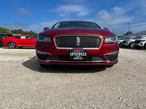 Used 2019 Lincoln MKZ Reserve w/ Reserve Plus Package FWD image 3